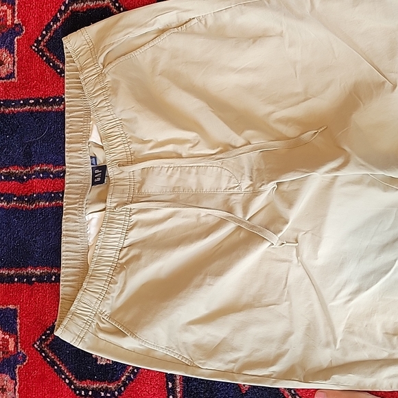 XL Gap pants - Picture 2 of 3